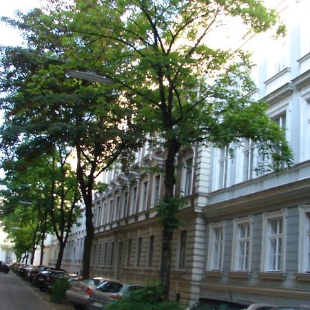 Charming Viennese Home Kültér fotó